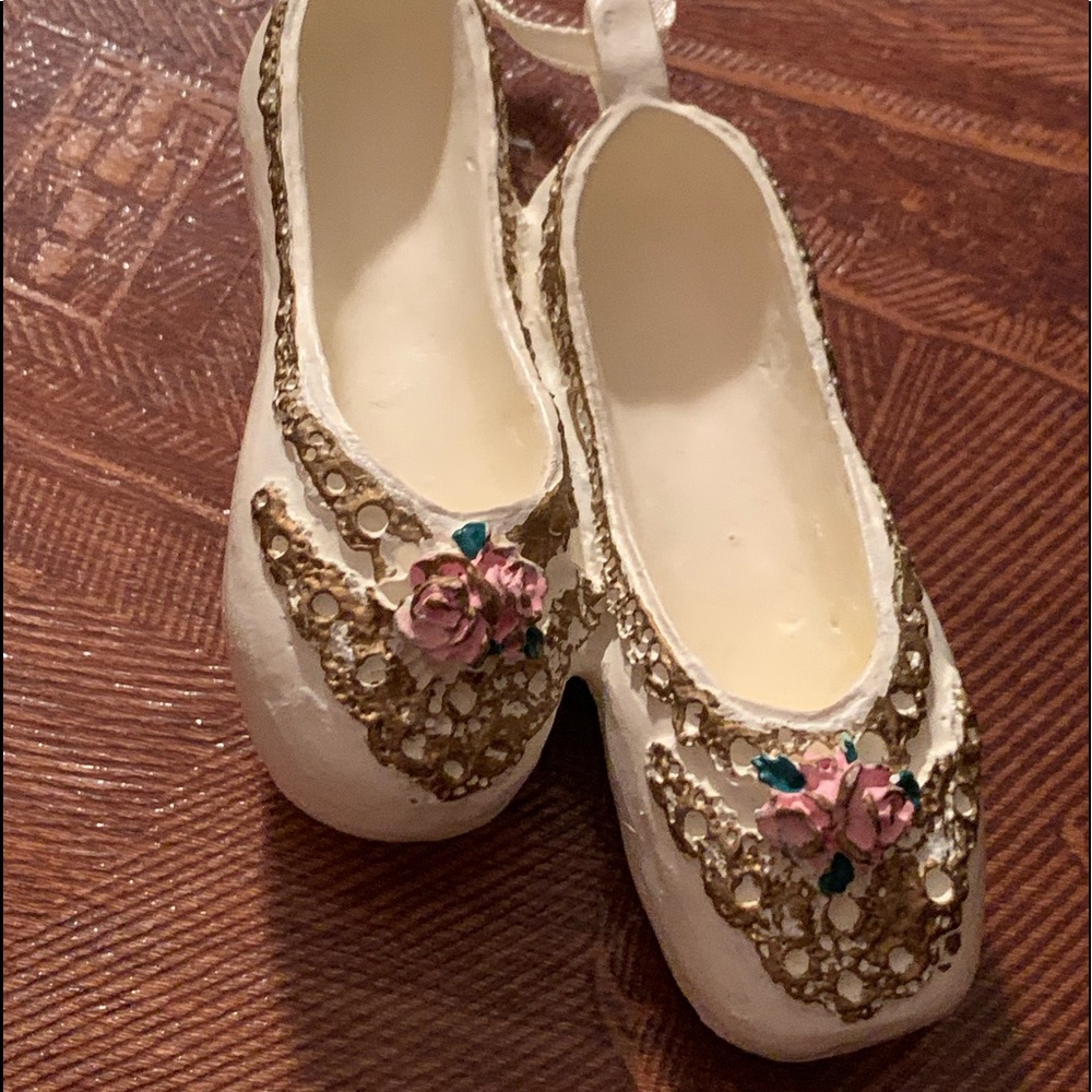 Ceramic slippers
